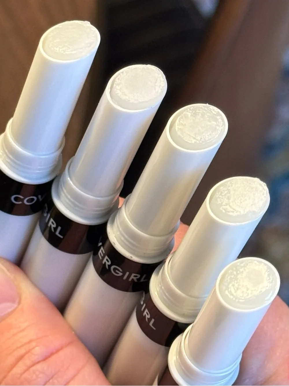 Set of 5 New Unused COVERGIRL Outlast clear top coat